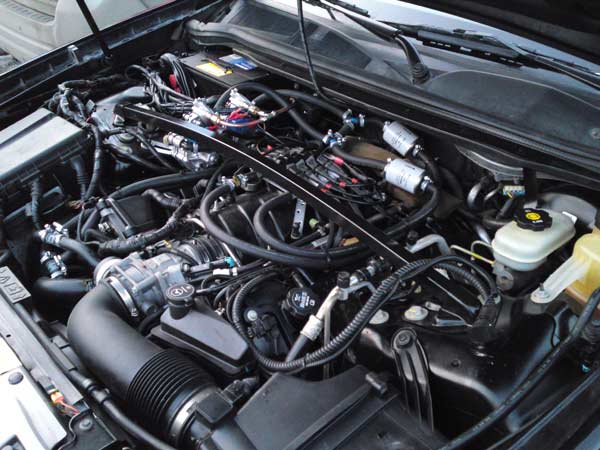 Cadillac SRX 4.6 V8